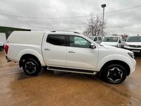 Used Nissan Navara Tekna 190 HP (139 kW) 2021 White Pickup