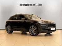 Used Porsche Macan 261 HP (191 kW) 2025 Black SUV