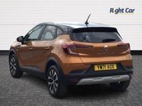 Usado Renault Captur LIMITED 91 HP (66 kW) 2022 Laranja SUV