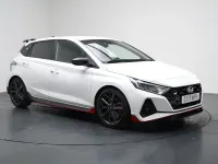 Used Hyundai i20 204 HP (150 kW) 2021 White Hatchback