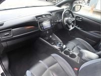 Used Nissan Leaf Tekna 110 kW (150 HP) 2018 White Hatchback