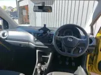 Usado VW up! move up! 60 HP (44 kW) 2018 Amarelo Citadino