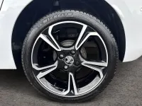 Używany Vauxhall Corsa S 100 KM (73 kW) 2025 Biały Hatchback