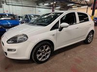 Used Fiat Punto Easy Plus 69 HP (50 kW) 2016 White Hatchback