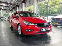 Used Vauxhall Astra Elite 150 HP (110 kW) 2016 Red Hatchback