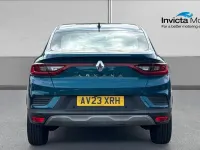 Used Renault Arkana Evolution 138 HP (101 kW) 2023 Zanzibar blue SUV