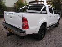 used Toyota HiLux x 3.0 D-4D Invincible Double Cab Pickup 4dr AUTO