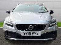 Usado Volvo V40 Plus 152 HP (111 kW) 2018 Prateado Citadino