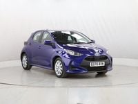 Used Toyota Yaris Hybrid 116 HP (85 kW) 2020 Blue Hatchback