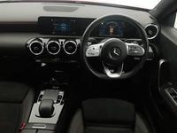 Usado Mercedes A200 AMG line 150 HP (110 kW) 2019 Vermelho Citadino