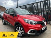 Used Renault Captur Play 90 HP (66 kW) 2019 Red/black SUV