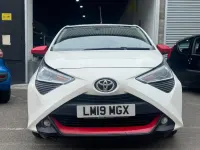 Used Toyota Aygo Trend 71 HP (52 kW) 2019 White Hatchback