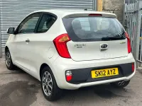 Used Kia Picanto 84 HP (61 kW) 2012 Beige Hatchback