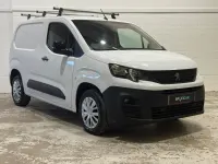 Second-hand Peugeot Partner Premium 100 CP (73 kW) 2022 Alb Monovolum