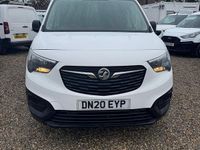Used Vauxhall Combo Edition 100 HP (73 kW) 2020 White MPV