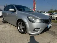 Używany Kia Ceed 2012 Srebrny Hatchback