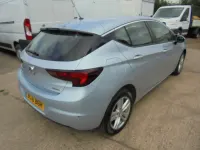 Used Vauxhall Astra Design Edition 150 HP (110 kW) 2016 Silver Hatchback