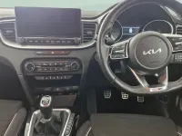 Begagnad Kia Ceed GT-Line 160 HK (117 kW) 2023 Blå Halvkombi