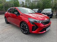 Used Renault Clio V Techno 90 HP (66 kW) 2024 Flame red  Hatchback