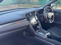 Used Honda Civic Sport 182 HP (133 kW) 2019 White Hatchback