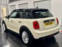Used Mini Cooper Hatch 136 HP (100 kW) 2016 White Hatchback