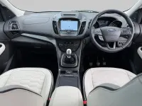 Usado Ford Kuga Vignale 120 HP (88 kW) 2019 Preto SUV