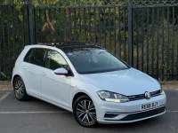Used VW Golf VII SE 130 HP (95 kW) 2018 Silver Hatchback