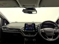 Begagnad Ford Fiesta Zetec 101 HK (74 kW) 2019 Grå Halvkombi