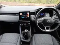 Used Renault Clio Techno 90 HP (66 kW) 2024 Blue Hatchback
