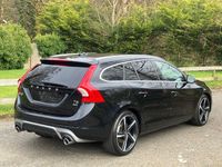 Used Volvo V60 R-Design 304 HP (223 kW) 2015 Black Estate