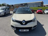 Used Renault Captur Dynamique 90 HP (66 kW) 2015 White SUV
