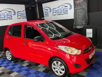 Gebraucht Hyundai i10 Classic 83 PS (61 kW) 2013 Rot Kleinwagen