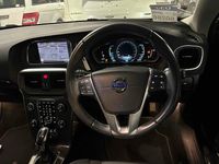 Begagnad Volvo V40 SE 180 HK (132 kW) 2013 Halvkombi