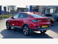 Begagnad Renault Arkana Techno 2023 Röd SUV