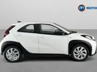 Used Toyota Aygo X PURE 72 HP (52 kW) 2025 SUV