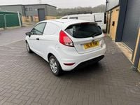 Used Ford Fiesta 2015 White Van