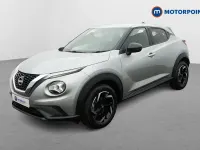 Used Nissan Juke N-Connecta 114 HP (83 kW) 2023 Silver SUV