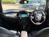 Used Mini Cooper Exclusive 136 HP (100 kW) 2022 Pepper white Hatchback