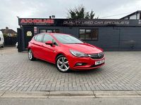 Used Vauxhall Astra SRi 110 HP (80 kW) 2016 Red Hatchback