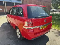 Used Vauxhall Zafira 115 HP (84 kW) 2013 Red MPV