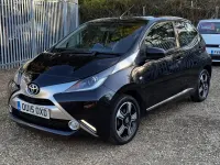 Used Toyota Aygo X-clusiv 69 HP (50 kW) 2015 Black Hatchback