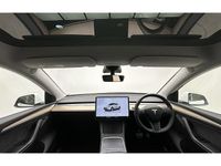 Used Tesla Model Y RWD 219 kW (299 HP) 2024 Pearl white SUV