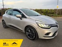 Used Renault Clio Dynamique 110 HP (80 kW) 2017 Silver metallic Hatchback