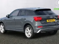 Gebraucht Audi Q2 Comfort 150 PS (110 kW) 2018 Grau SUV