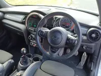 Used Mini Cooper Hatch 134 HP (98 kW) 2019 Silver Hatchback