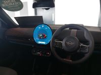 Usado Mini Aceman Sport 135 kW (184 HP) 2025 Verde SUV