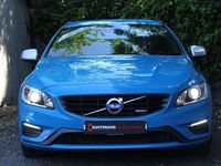 Used Volvo V60 R-Design 115 HP (84 kW) 2015 Blue Estate