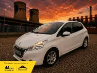 Used Peugeot 208 Active 68 HP (50 kW) 2012 White Hatchback