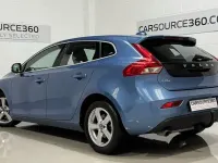 Used Volvo V40 SE 152 HP (111 kW) 2015 Blue Hatchback
