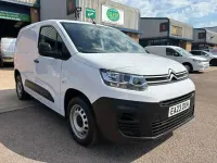 Used Citroën Berlingo 100 HP (73 kW) 2023 White MPV